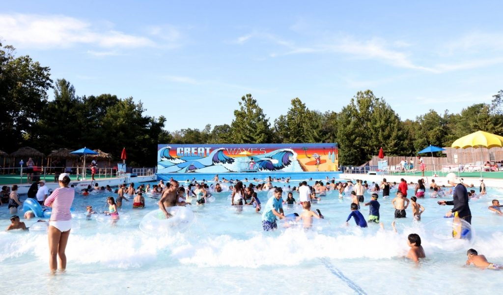 A crowd of people enjoying Great Waves Waterpark