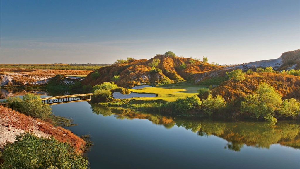 A view of a bridge and a water hazard at Streamsong Red in Florida